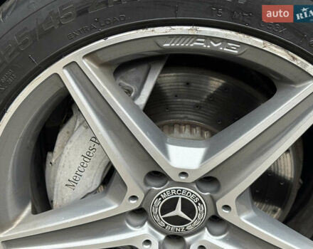 Чорний Мерседес Ц-Клас, об'ємом двигуна 2 л та пробігом 108 тис. км за 22999 $, фото 12 на Automoto.ua
