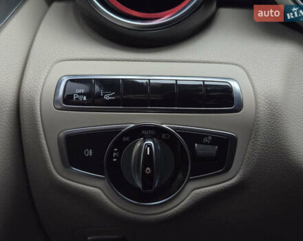 Черный Мерседес Ц-Класс, объемом двигателя 2.2 л и пробегом 93 тыс. км за 21000 $, фото 25 на Automoto.ua