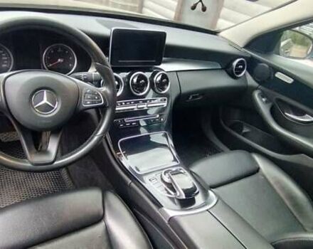 Черный Мерседес Ц-Класс, объемом двигателя 2.14 л и пробегом 322 тыс. км за 17300 $, фото 8 на Automoto.ua