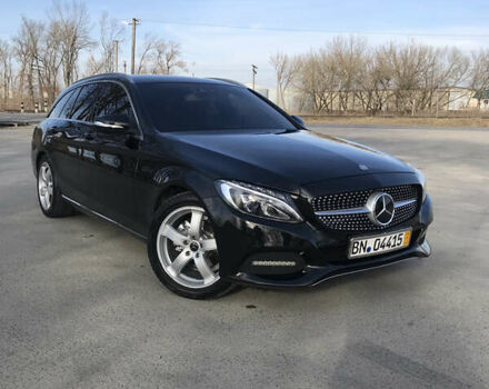 Черный Мерседес Ц-Класс, объемом двигателя 2.1 л и пробегом 207 тыс. км за 16800 $, фото 9 на Automoto.ua