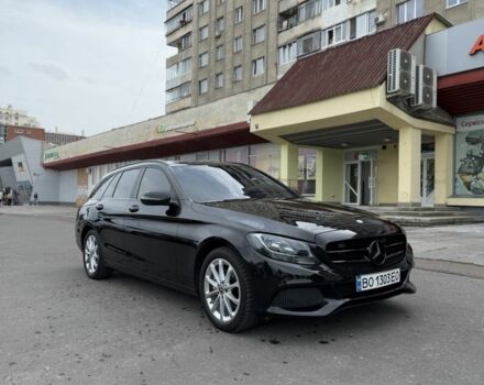Чорний Мерседес Ц-Клас, об'ємом двигуна 2.1 л та пробігом 250 тис. км за 17000 $, фото 2 на Automoto.ua
