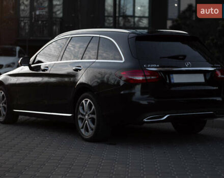 Черный Мерседес Ц-Класс, объемом двигателя 2.14 л и пробегом 92 тыс. км за 24999 $, фото 4 на Automoto.ua