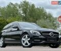 Черный Мерседес Ц-Класс, объемом двигателя 2.2 л и пробегом 370 тыс. км за 13350 $, фото 2 на Automoto.ua