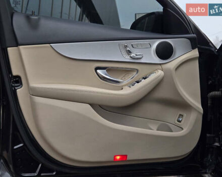 Черный Мерседес Ц-Класс, объемом двигателя 2.2 л и пробегом 93 тыс. км за 21000 $, фото 14 на Automoto.ua