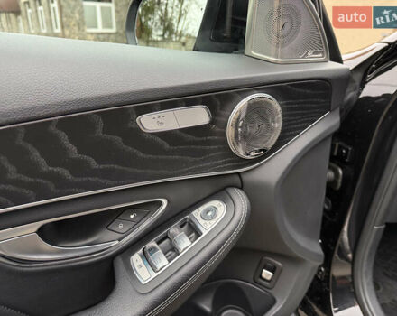 Чорний Мерседес Ц-Клас, об'ємом двигуна 2 л та пробігом 108 тис. км за 22999 $, фото 19 на Automoto.ua