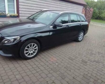 Черный Мерседес Ц-Класс, объемом двигателя 2.14 л и пробегом 322 тыс. км за 17300 $, фото 3 на Automoto.ua