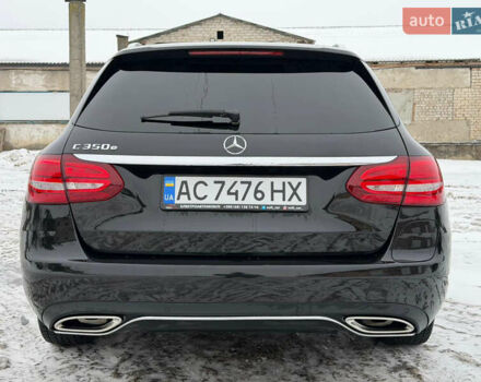 Черный Мерседес Ц-Класс, объемом двигателя 2 л и пробегом 111 тыс. км за 23500 $, фото 11 на Automoto.ua