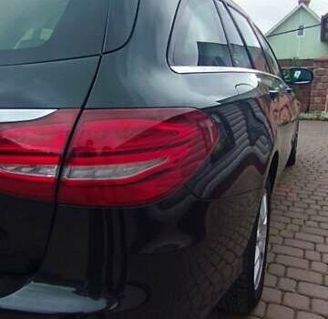 Черный Мерседес Ц-Класс, объемом двигателя 2.14 л и пробегом 322 тыс. км за 17300 $, фото 11 на Automoto.ua