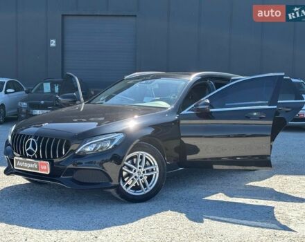 Черный Мерседес Ц-Класс, объемом двигателя 2.2 л и пробегом 156 тыс. км за 18290 $, фото 56 на Automoto.ua