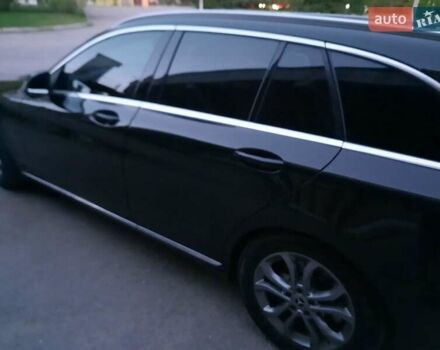 Черный Мерседес Ц-Класс, объемом двигателя 2.1 л и пробегом 145 тыс. км за 24000 $, фото 19 на Automoto.ua