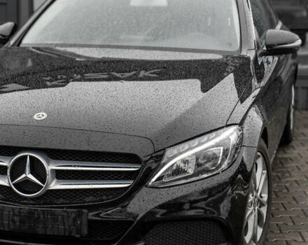 Чорний Мерседес Ц-Клас, об'ємом двигуна 2.2 л та пробігом 241 тис. км за 18900 $, фото 11 на Automoto.ua