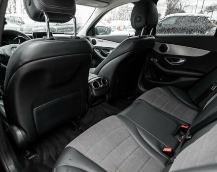 Чорний Мерседес Ц-Клас, об'ємом двигуна 2.2 л та пробігом 241 тис. км за 18900 $, фото 21 на Automoto.ua