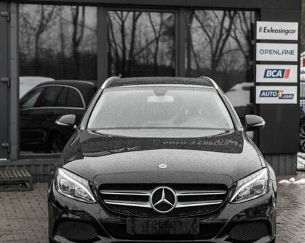 Чорний Мерседес Ц-Клас, об'ємом двигуна 2.2 л та пробігом 241 тис. км за 18900 $, фото 4 на Automoto.ua