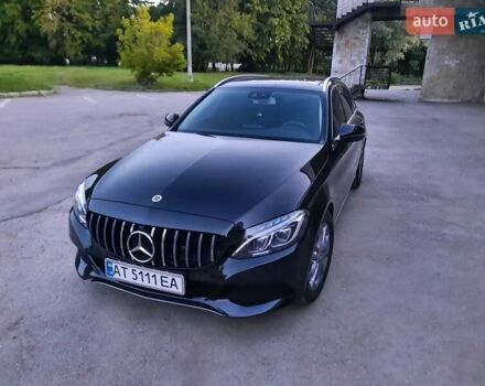 Черный Мерседес Ц-Класс, объемом двигателя 2.1 л и пробегом 145 тыс. км за 24000 $, фото 9 на Automoto.ua