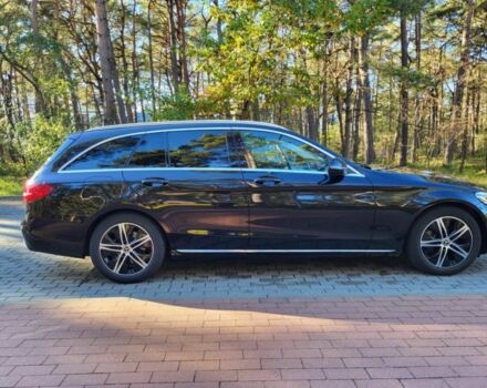 Чорний Мерседес Ц-Клас, об'ємом двигуна 2 л та пробігом 35 тис. км за 7100 $, фото 2 на Automoto.ua