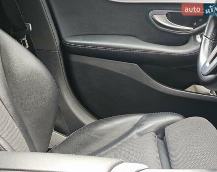 Мерседес Ц-Класс 2019 в Львове на Automoto.ua Черный Мерседес Ц-Класс, объемом двигателя 1.5 л и пробегом 275 тыс. км за 22600 $, фото 12 на Automoto.ua