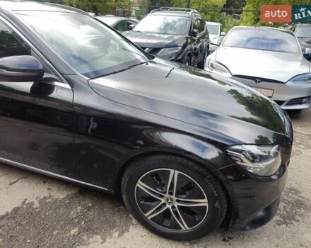 Мерседес Ц-Класс 2019 в Львове на Automoto.ua Черный Мерседес Ц-Класс, объемом двигателя 1.5 л и пробегом 275 тыс. км за 22600 $, фото 9 на Automoto.ua