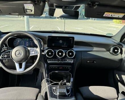 Черный Мерседес Ц-Класс, объемом двигателя 1.95 л и пробегом 216 тыс. км за 30999 $, фото 12 на Automoto.ua