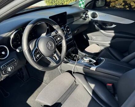 Черный Мерседес Ц-Класс, объемом двигателя 1.95 л и пробегом 216 тыс. км за 30999 $, фото 11 на Automoto.ua