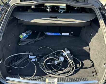 Черный Мерседес Ц-Класс, объемом двигателя 1.95 л и пробегом 216 тыс. км за 30999 $, фото 13 на Automoto.ua