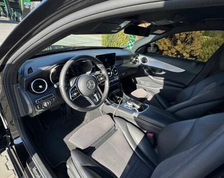 Черный Мерседес Ц-Класс, объемом двигателя 1.95 л и пробегом 216 тыс. км за 30999 $, фото 9 на Automoto.ua