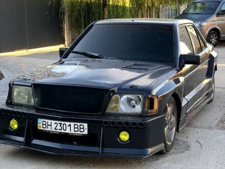 Чорний Мерседес Ц-Клас, об'ємом двигуна 2 л та пробігом 120 тис. км за 2300 $, фото 1 на Automoto.ua