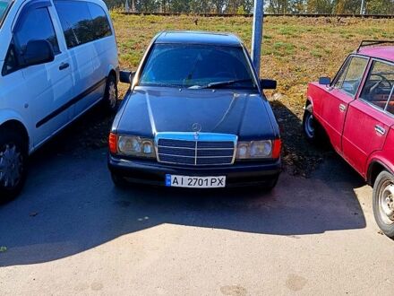 Мерседес Ц-Клас 1992 у Белой Церкве на Automoto.ua Чорний Мерседес Ц-Клас, об'ємом двигуна 2 л та пробігом 400 тис. км за 1700 $, фото 1 на Automoto.ua