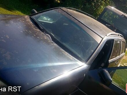 Черный Мерседес Ц-Класс, объемом двигателя 1.8 л и пробегом 270 тыс. км за 1700 $, фото 1 на Automoto.ua