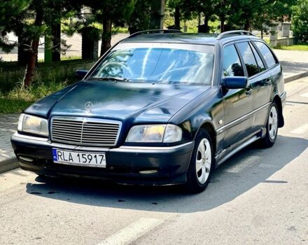 Чорний Мерседес Ц-Клас, об'ємом двигуна 0 л та пробігом 250 тис. км за 999 $, фото 1 на Automoto.ua