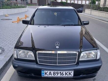 Мерседес Ц-Класс 1999 в Киеве на Automoto.ua Черный Мерседес Ц-Класс, объемом двигателя 1.8 л и пробегом 222 тыс. км за 3500 $, фото 1 на Automoto.ua