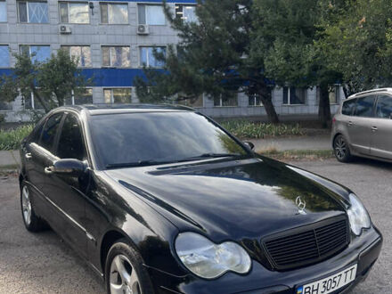 Мерседес Ц-Клас 2001 у Одесі на Automoto.ua Чорний Мерседес Ц-Клас, об'ємом двигуна 2.2 л та пробігом 405 тис. км за 5500 $, фото 1 на Automoto.ua