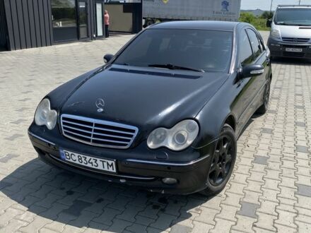 Мерседес Ц-Класс 2001 в Яворове на Automoto.ua Черный Мерседес Ц-Класс, объемом двигателя 2.1 л и пробегом 400 тыс. км за 2500 $, фото 1 на Automoto.ua