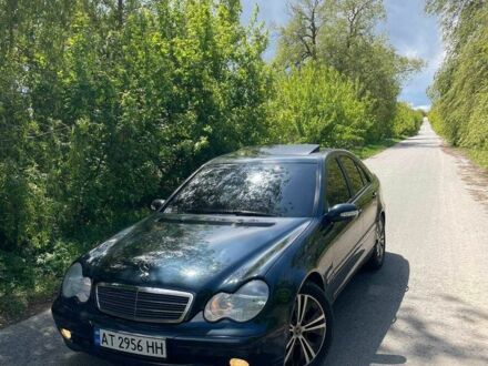Мерседес Ц-Клас 2001 у Гоще на Automoto.ua Чорний Мерседес Ц-Клас, об'ємом двигуна 2 л та пробігом 311 тис. км за 3200 $, фото 1 на Automoto.ua