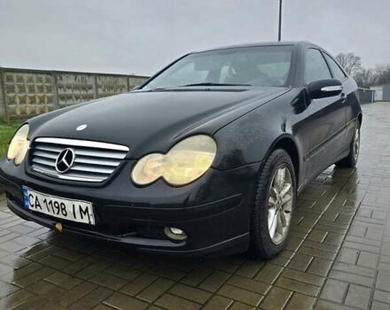 Чорний Мерседес Ц-Клас, об'ємом двигуна 1.8 л та пробігом 300 тис. км за 3300 $, фото 1 на Automoto.ua