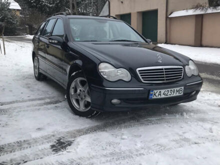 Мерседес Ц-Клас 2002 у Києві на Automoto.ua Чорний Мерседес Ц-Клас, об'ємом двигуна 2 л та пробігом 157 тис. км за 6600 $, фото 1 на Automoto.ua