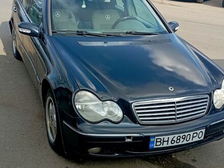 Мерседес Ц-Класс 2002 в Тульчине на Automoto.ua Черный Мерседес Ц-Класс, объемом двигателя 2.1 л и пробегом 320 тыс. км за 3500 $, фото 1 на Automoto.ua