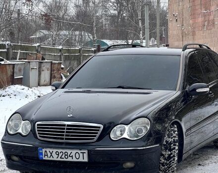 Черный Мерседес Ц-Класс, объемом двигателя 2.1 л и пробегом 350 тыс. км за 5900 $, фото 1 на Automoto.ua