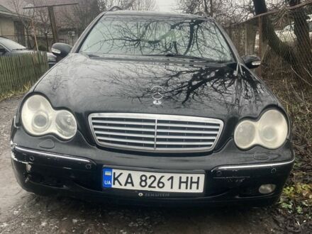 Чорний Мерседес Ц-Клас, об'ємом двигуна 2.7 л та пробігом 300 тис. км за 2000 $, фото 1 на Automoto.ua