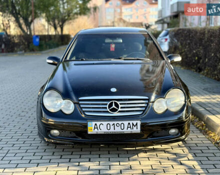 Чорний Мерседес Ц-Клас, об'ємом двигуна 1.8 л та пробігом 250 тис. км за 3350 $, фото 1 на Automoto.ua