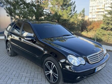 Черный Мерседес Ц-Класс, объемом двигателя 2.1 л и пробегом 253 тыс. км за 6500 $, фото 1 на Automoto.ua