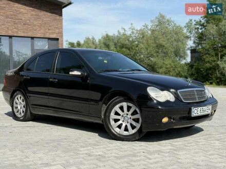 Мерседес Ц-Класс 2003 в Новоселица на Automoto.ua Черный Мерседес Ц-Класс, объемом двигателя 1.8 л и пробегом 280 тыс. км за 4550 $, фото 1 на Automoto.ua