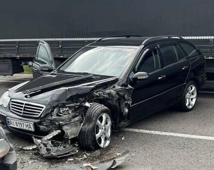 Чорний Мерседес Ц-Клас, об'ємом двигуна 2.15 л та пробігом 280 тис. км за 3500 $, фото 1 на Automoto.ua