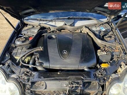 Черный Мерседес Ц-Класс, объемом двигателя 2.1 л и пробегом 340 тыс. км за 6500 $, фото 1 на Automoto.ua