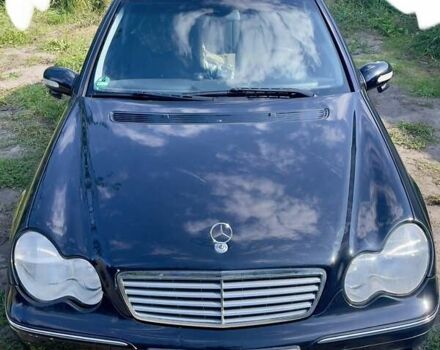 Чорний Мерседес Ц-Клас, об'ємом двигуна 1.8 л та пробігом 202 тис. км за 2828 $, фото 1 на Automoto.ua