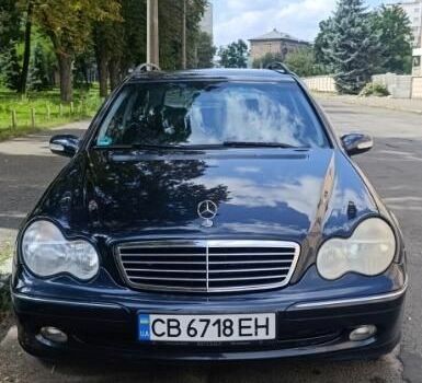Чорний Мерседес Ц-Клас, об'ємом двигуна 1.8 л та пробігом 216 тис. км за 5300 $, фото 1 на Automoto.ua
