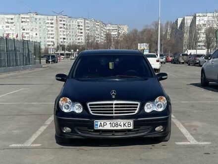 Мерседес Ц-Клас 2005 у Запоріжжя на Automoto.ua Чорний Мерседес Ц-Клас, об'ємом двигуна 1.8 л та пробігом 277 тис. км за 6500 $, фото 1 на Automoto.ua