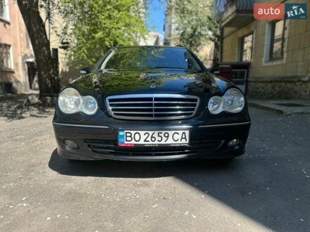 Чорний Мерседес Ц-Клас, об'ємом двигуна 1.8 л та пробігом 280 тис. км за 5500 $, фото 1 на Automoto.ua