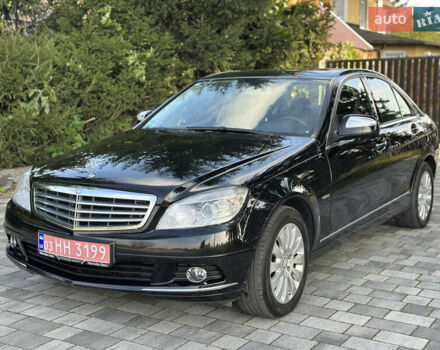 Чорний Мерседес Ц-Клас, об'ємом двигуна 1.8 л та пробігом 220 тис. км за 8350 $, фото 1 на Automoto.ua
