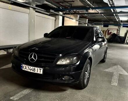 Чорний Мерседес Ц-Клас, об'ємом двигуна 1.8 л та пробігом 176 тис. км за 8999 $, фото 1 на Automoto.ua
