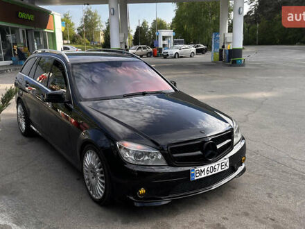 Мерседес Ц-Класс 2008 в Ахтырке на Automoto.ua Черный Мерседес Ц-Класс, объемом двигателя 2.99 л и пробегом 401 тыс. км за 11000 $, фото 1 на Automoto.ua